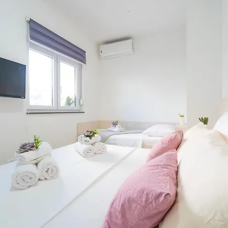 Plaza By Interhome Apartment